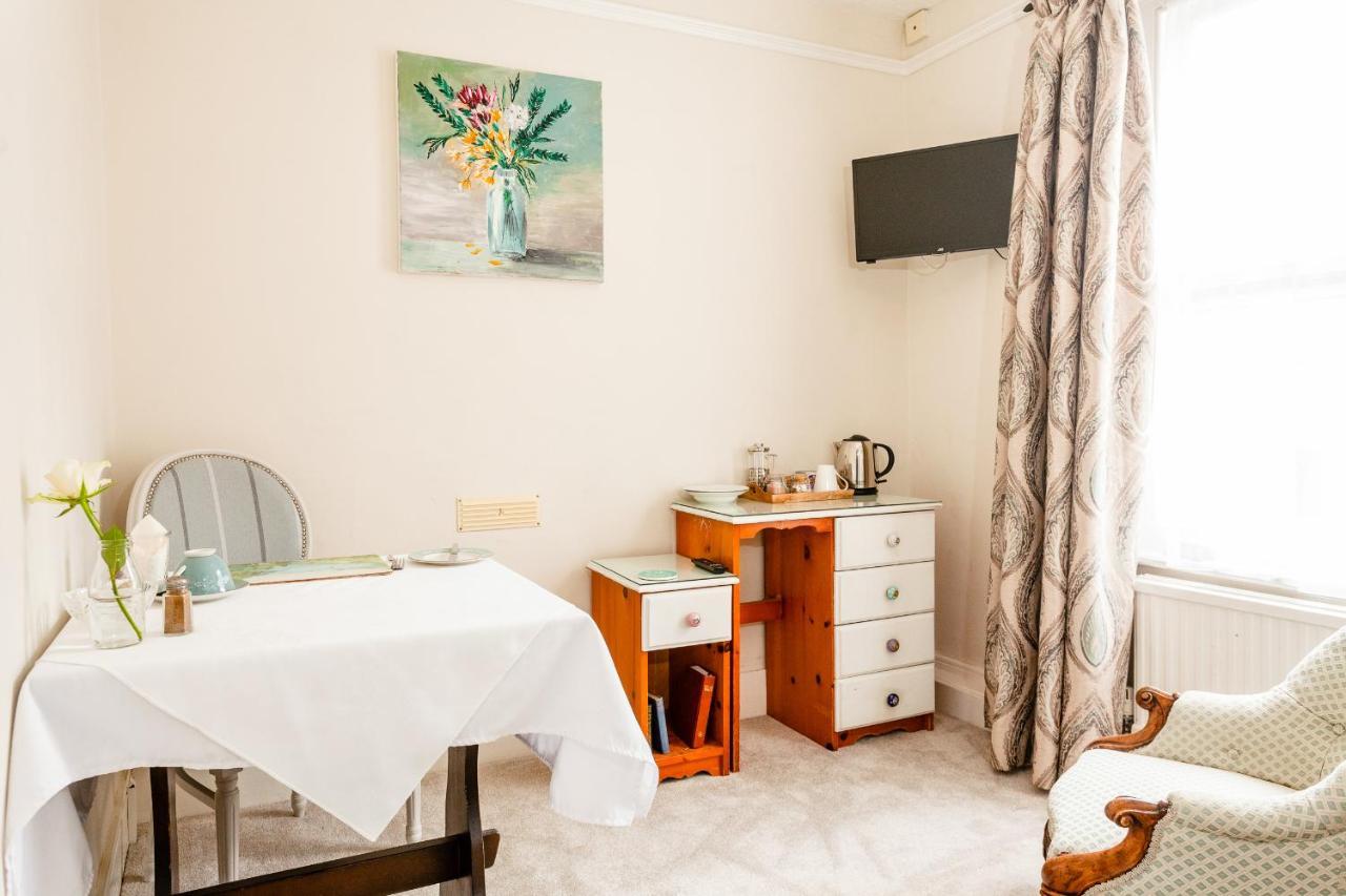 Woodstock Guest House Hikkaduwa Dış mekan fotoğraf